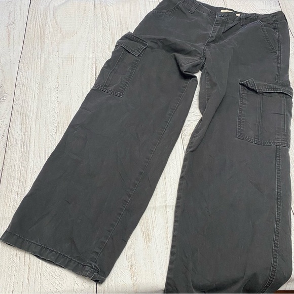 Levi's 94 Baggy Cargo Pants Charcoal/Black Women’s size 28 - Picture 4 of 12